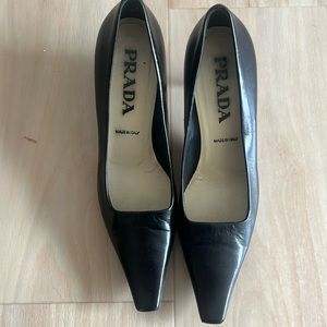 Unauthenticated vintage Prada kitten heels. Cute but very worn